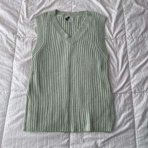 EUC H&M Green V Neck Sweater Vest